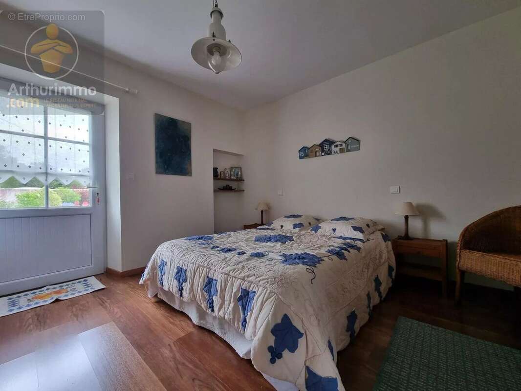 Maison à BOIS-DE-CENE