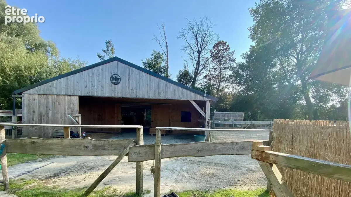 Maison et barns pour chevaux - photo 6