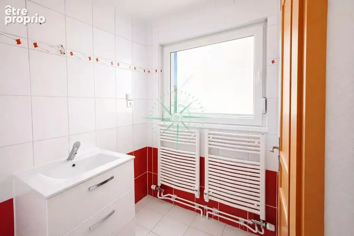 À VENDRE - Appartement 4 pièces  85 m2  Terrasse 24m2  parking et cave - photo 15