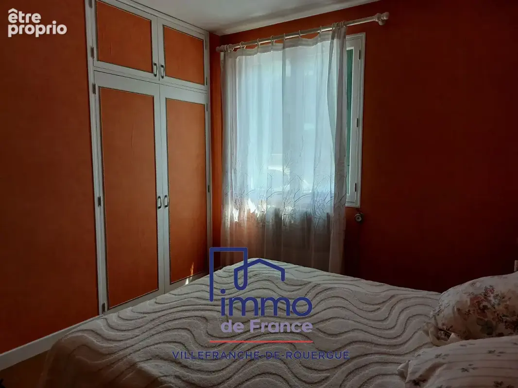 Maison familiale de 127 m² avec 6 chambres et jardin clos - photo 4