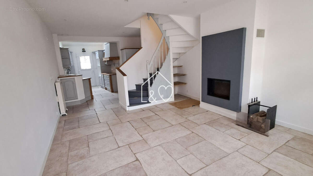 Le Pouliguen à 80m du port : Maison T5. - photo 4