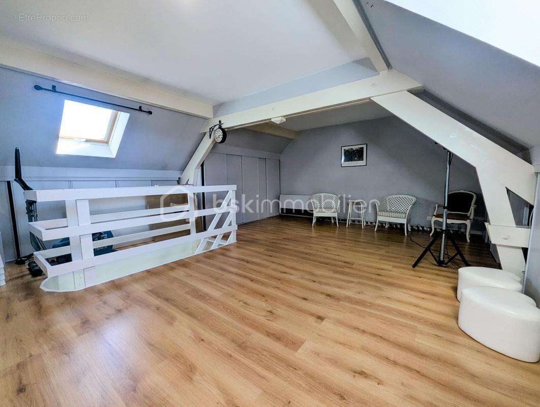 Appartement à OZOIR-LA-FERRIERE