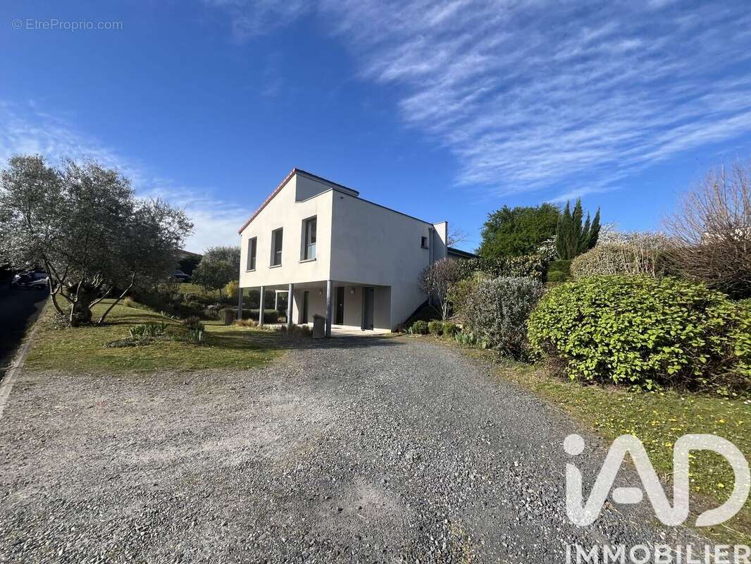 Photo 3 - Maison à PONT-DU-CHATEAU