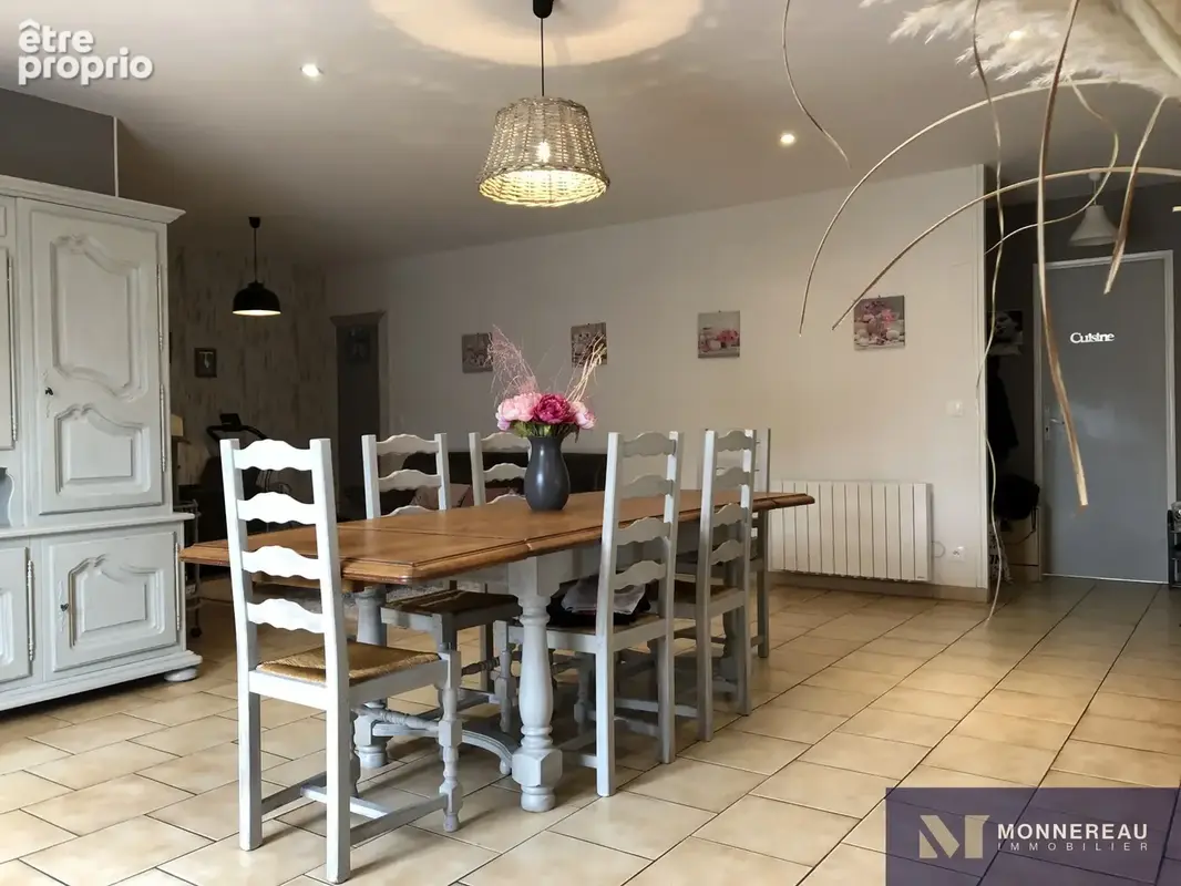 Maison de plain-pied avec cinq chambres - photo 11