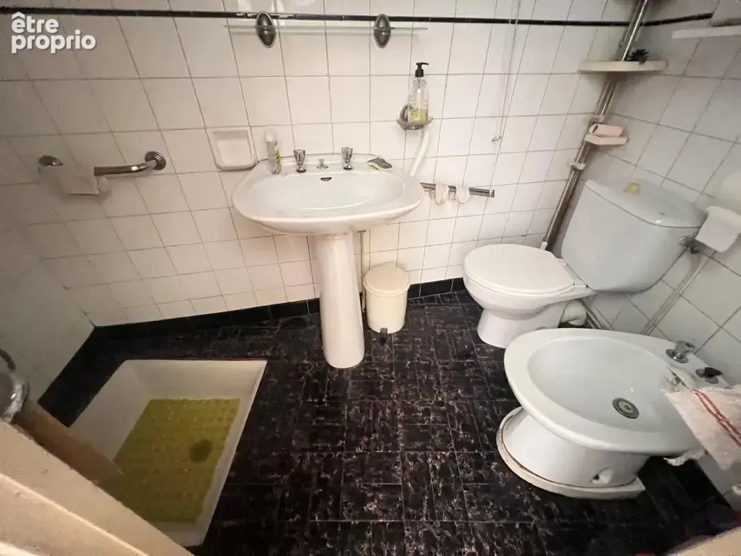 Immeuble auch de 193 m2 - photo 14