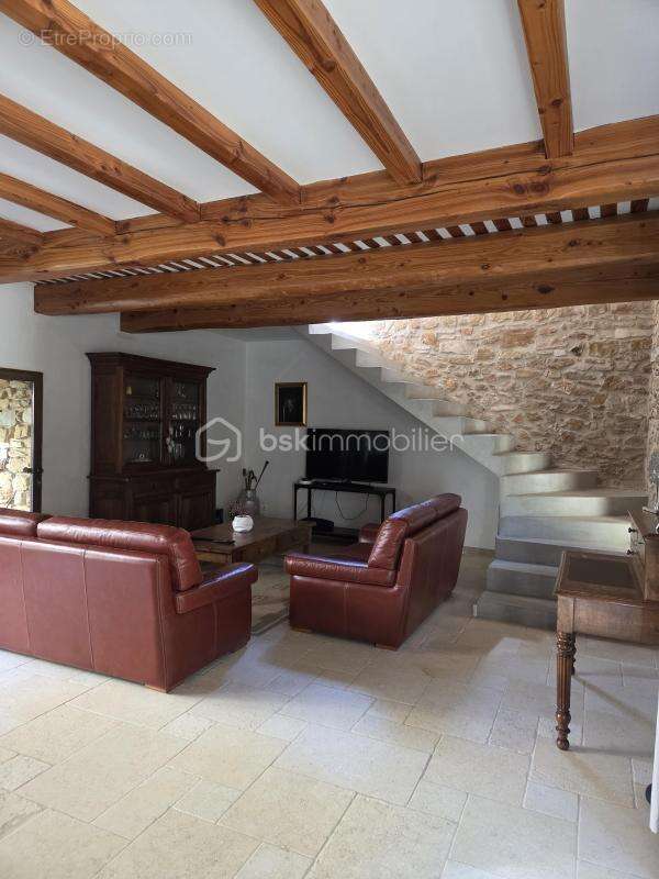 Maison à SAINT-VICTOR-LA-COSTE
