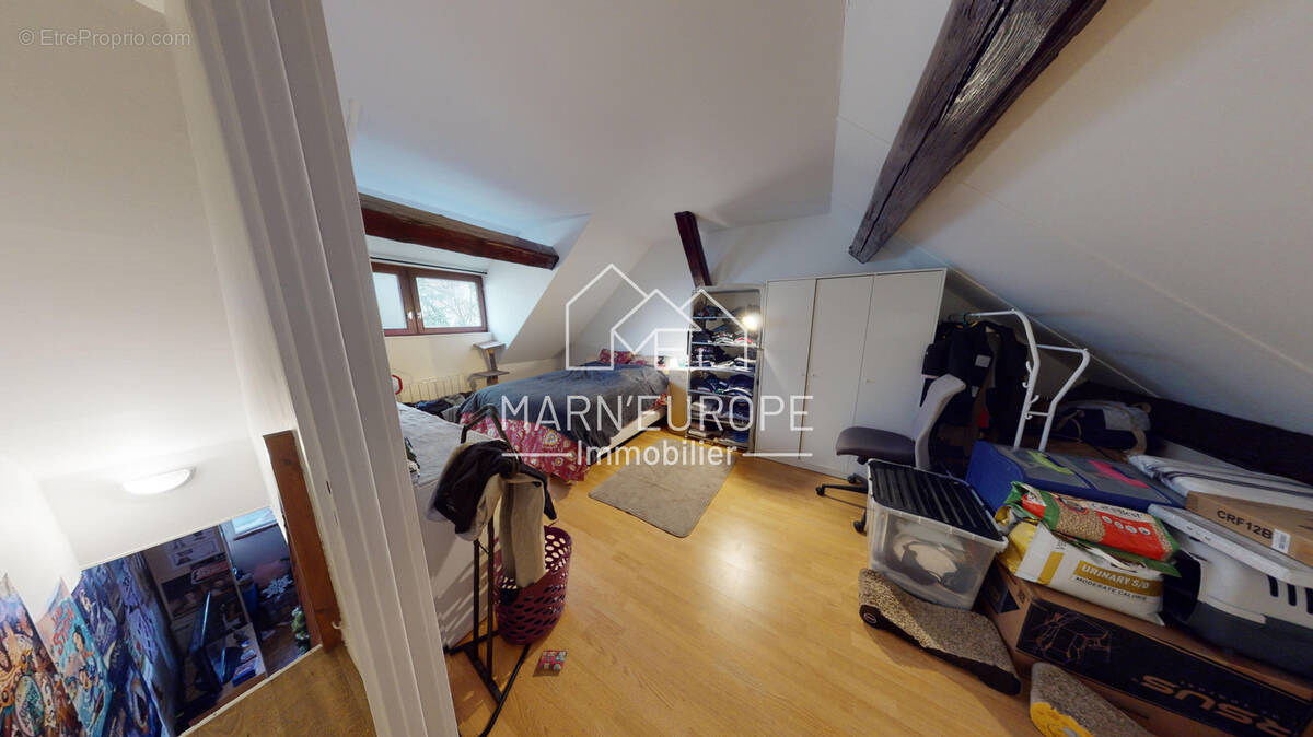 Appartement à ESBLY
