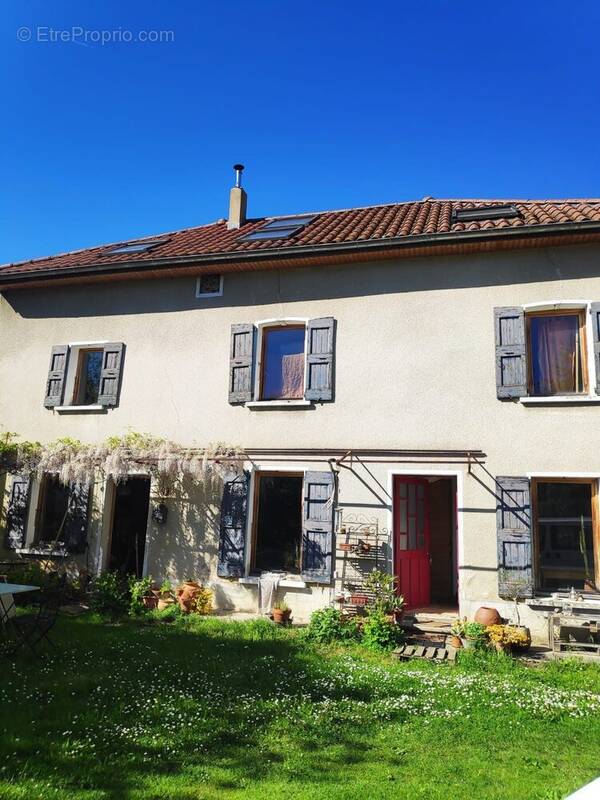 Maison à HAUTERIVES