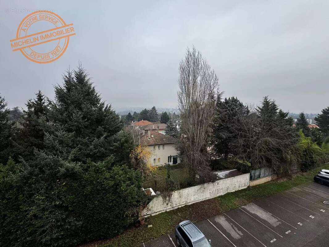 Appartement à CHAMPAGNE-AU-MONT-D'OR