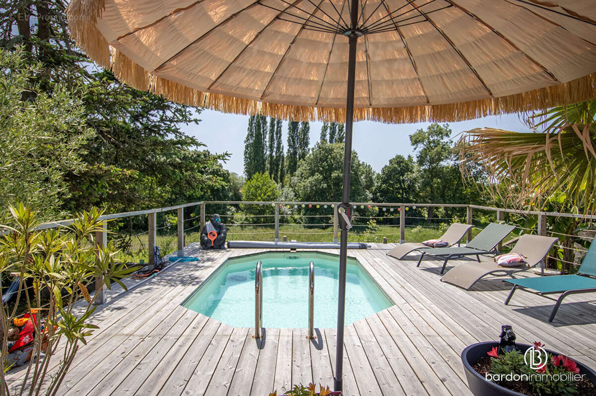 Maison 7 pièces - 137.1 m2 - Bois-De-Céné - photo 4
