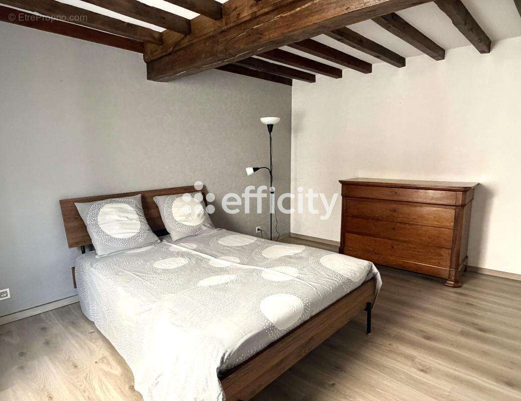 Appartement à COGNY