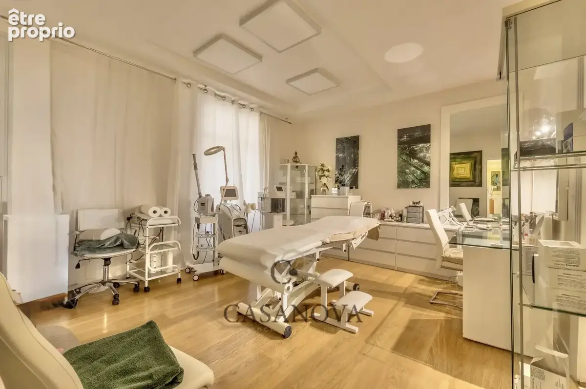Appartement 130 m² avec balcon et ascenseur  Montpellier Comédie idéal profession libérale - photo 8
