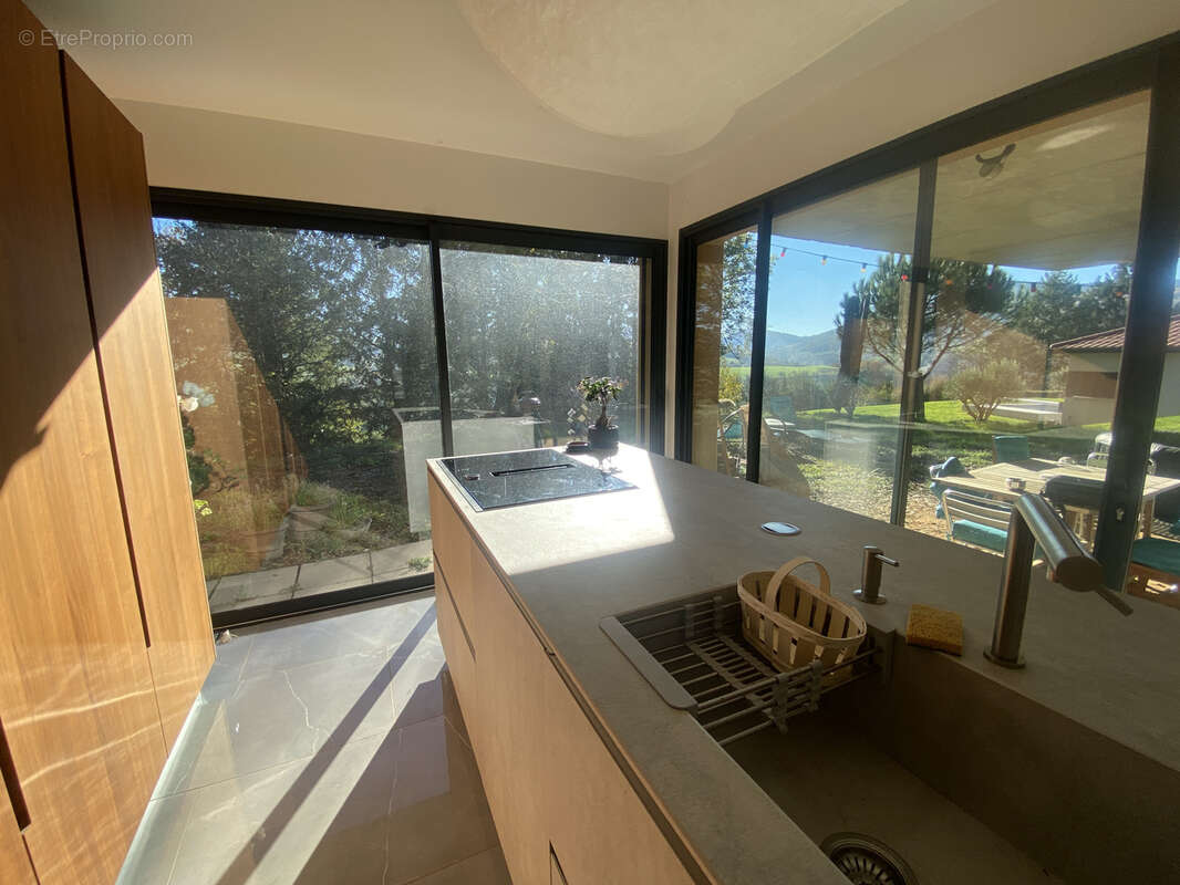 Maison à SAINT-FORGEUX