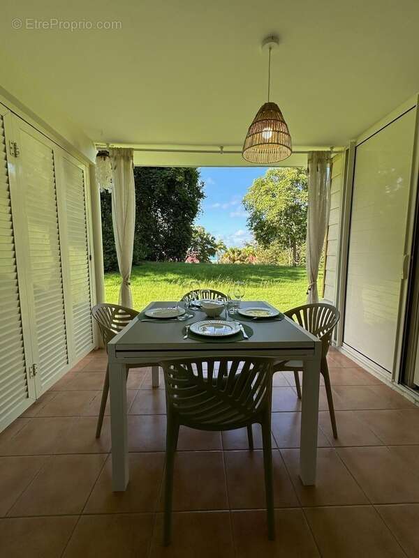 Appartement à SAINTE-ANNE
