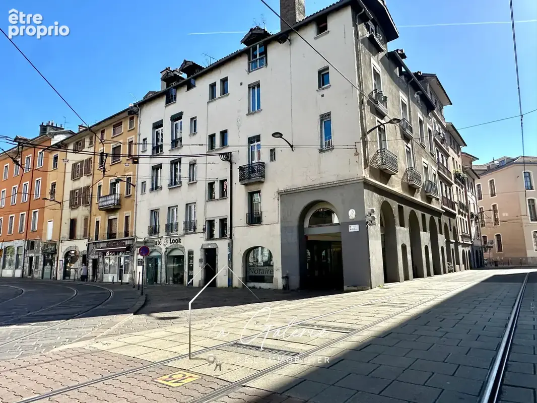 Magnifique appartement renove en hyper centre - photo 7