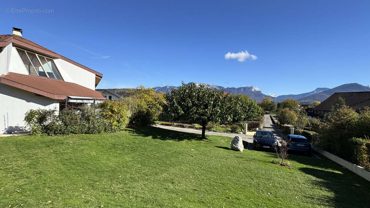 Maison à METZ-TESSY