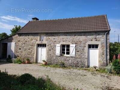 Maison à SAINT-SAUVEUR-LE-VICOMTE