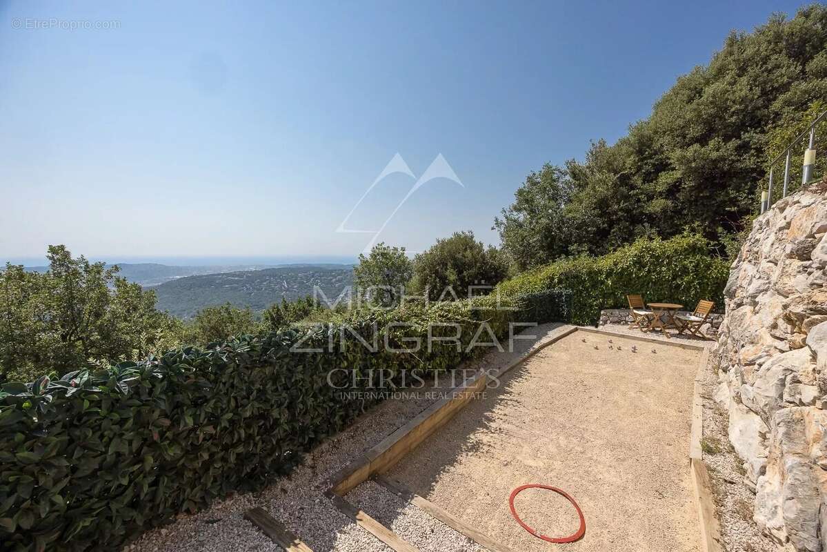 Proche Saint-Paul-de-Vence - Saint-Jeannet - Propriété moderne vue mer panoramique - photo 3