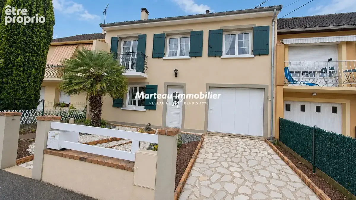 Photo Maison à Yvre-L'eveque au prix de 206 500€