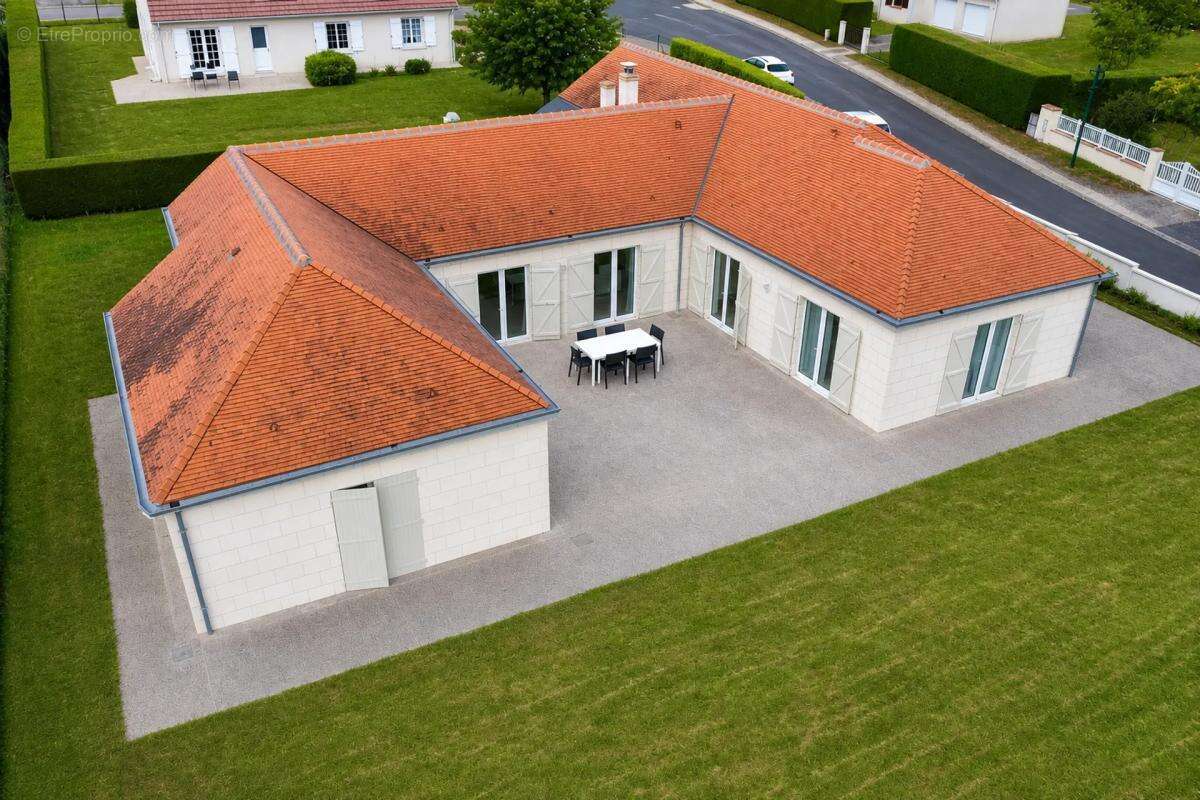 Maison à MESLAND