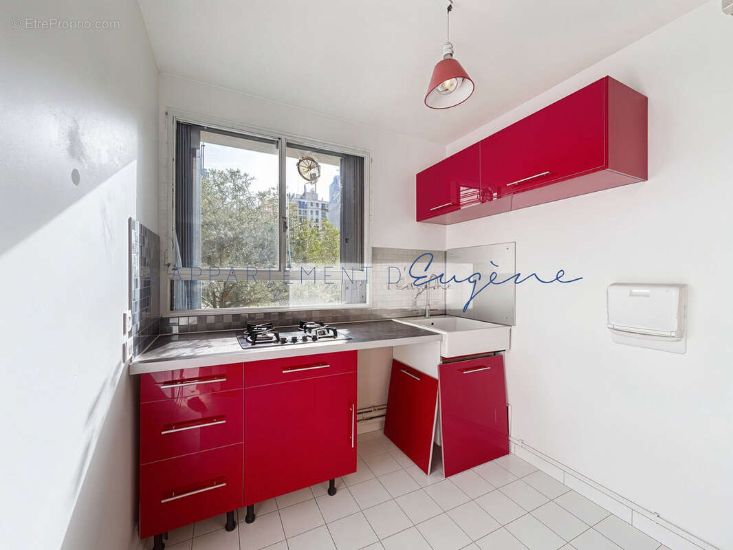 Appartement à PARIS-18E