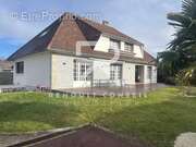 Maison à SAINT-ETIENNE-DU-ROUVRAY