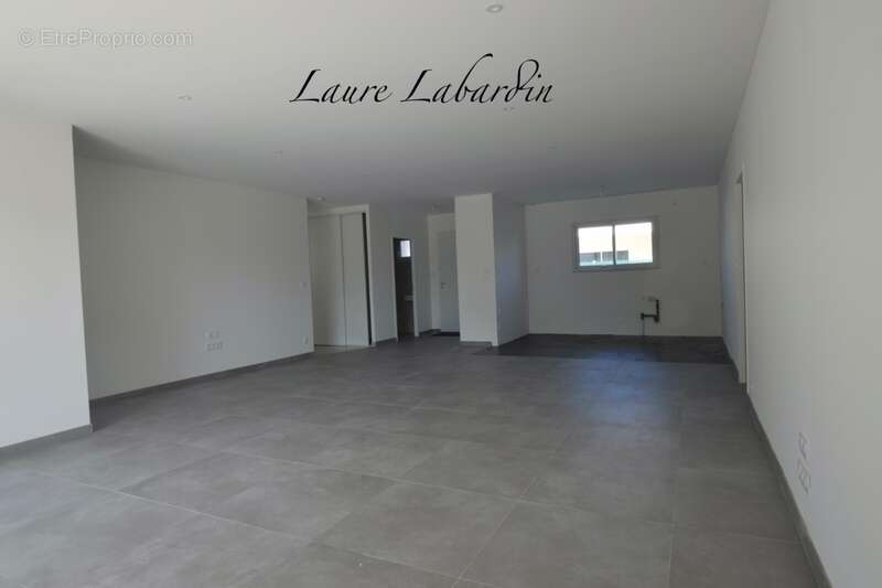 Maison à SAINTE-BAZEILLE