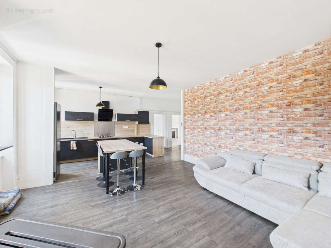 Appartement à AMBERT