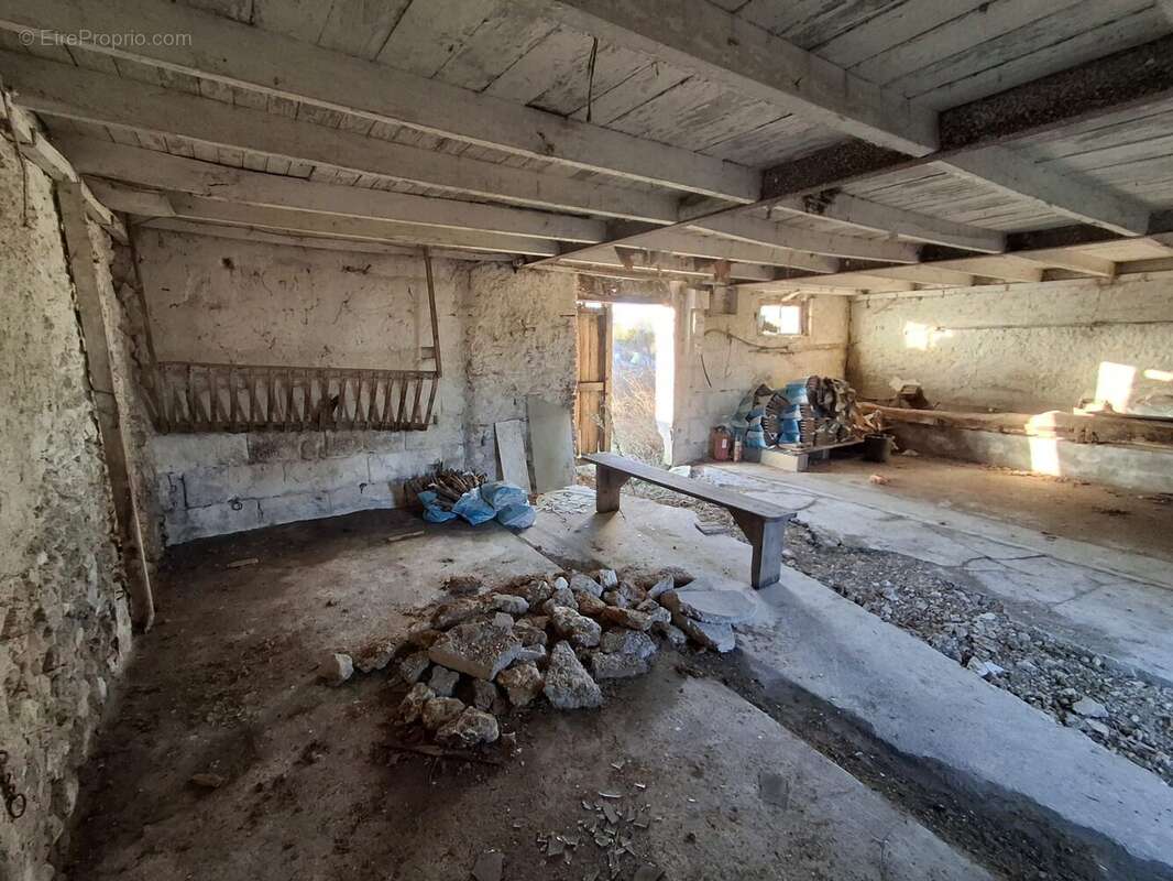 Maison à AZAY-SUR-CHER