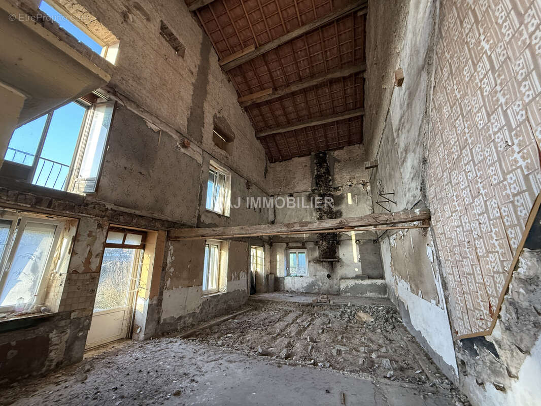 Appartement à BLEURVILLE