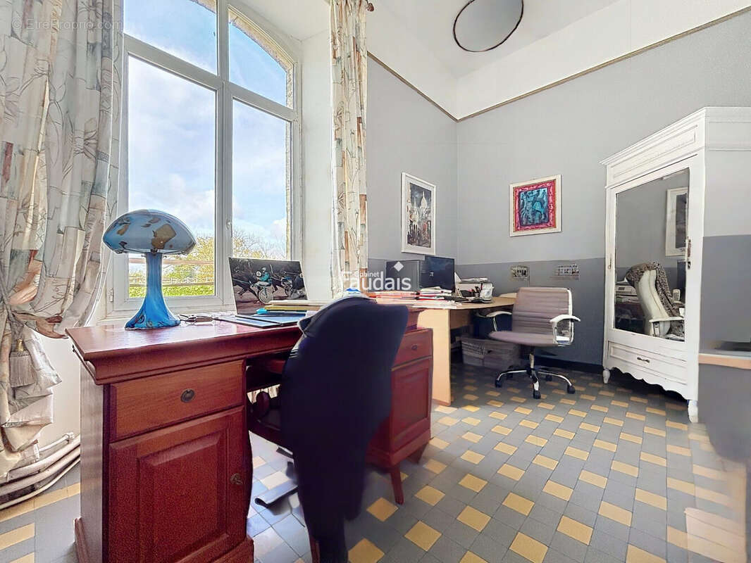 Maison 2506 m² à Picauville  - photo 6