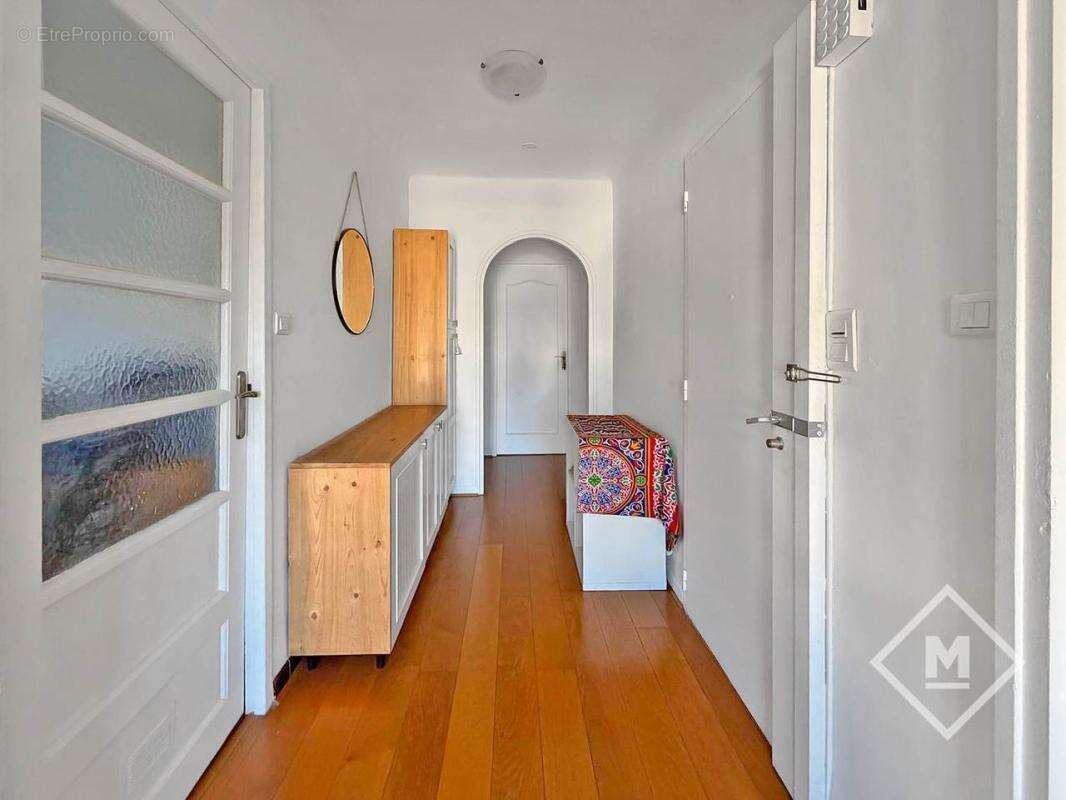 Appartement à MARSEILLE-7E