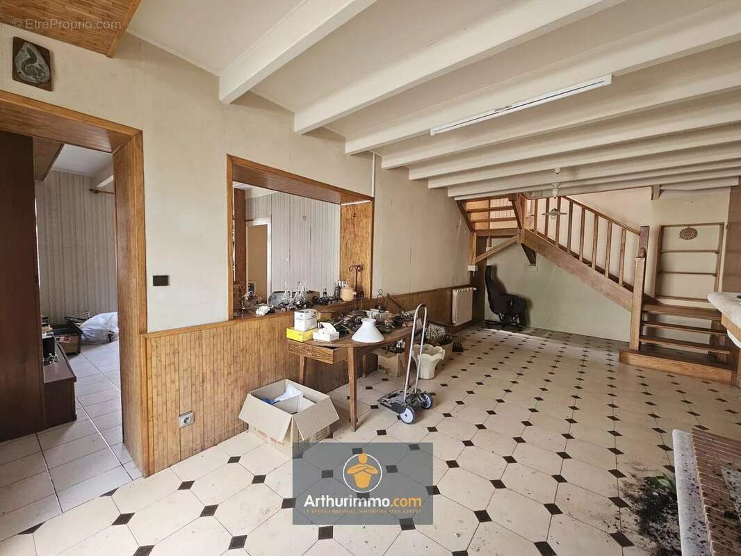 Maison à LA GREVE-SUR-MIGNON