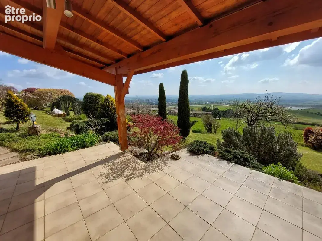 Maison 5 pièces 84 m² à vendre à Mornant (69440) - photo 2