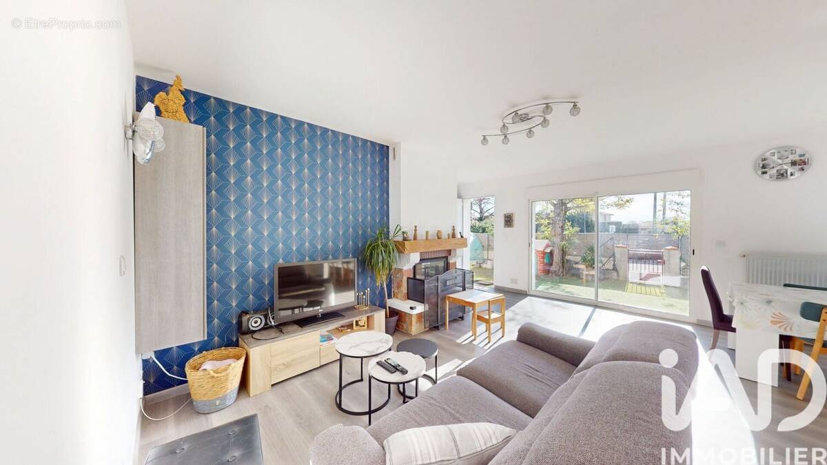 Photo 1 - Maison à LAVERNOSE-LACASSE