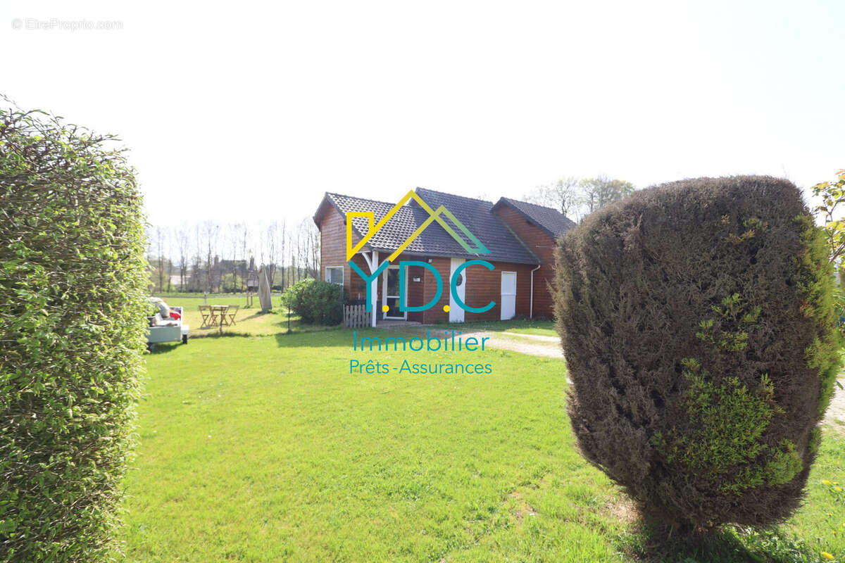 Partie chalet mitoyen avec coin jardin  - Maison à DOUDEVILLE