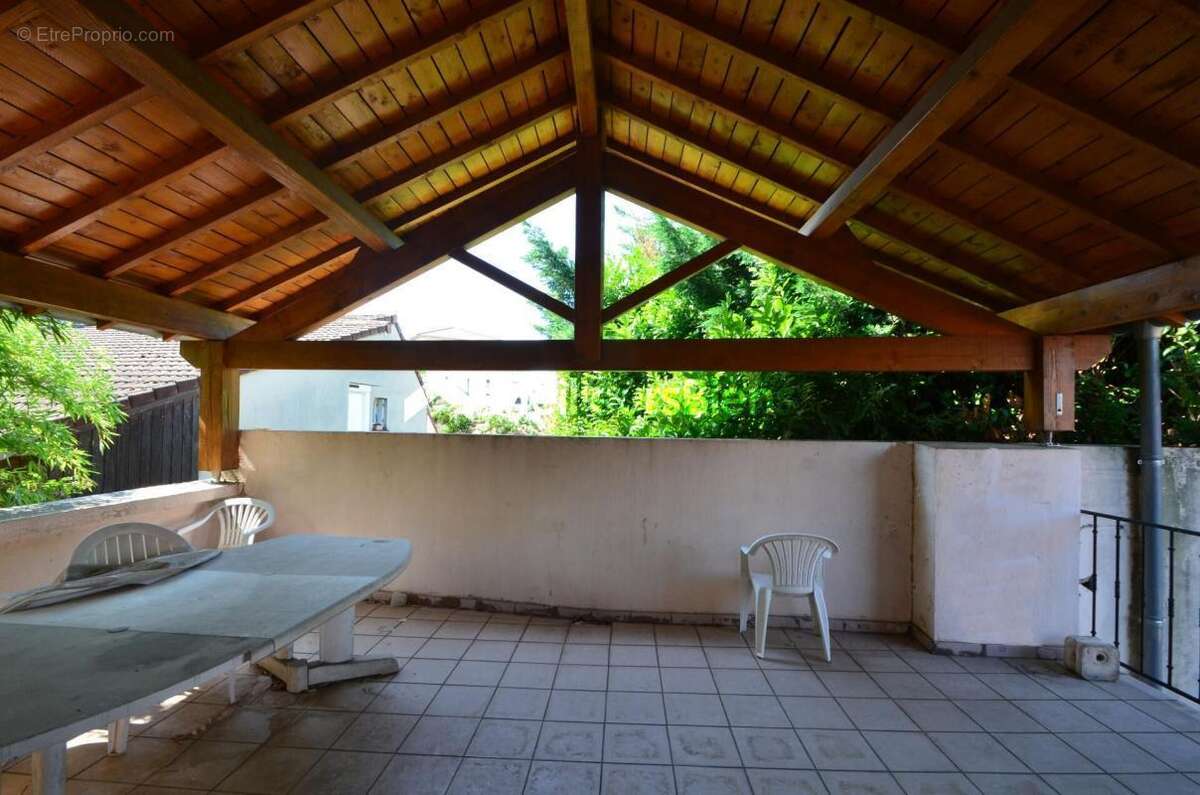 Maison à SATHONAY-CAMP