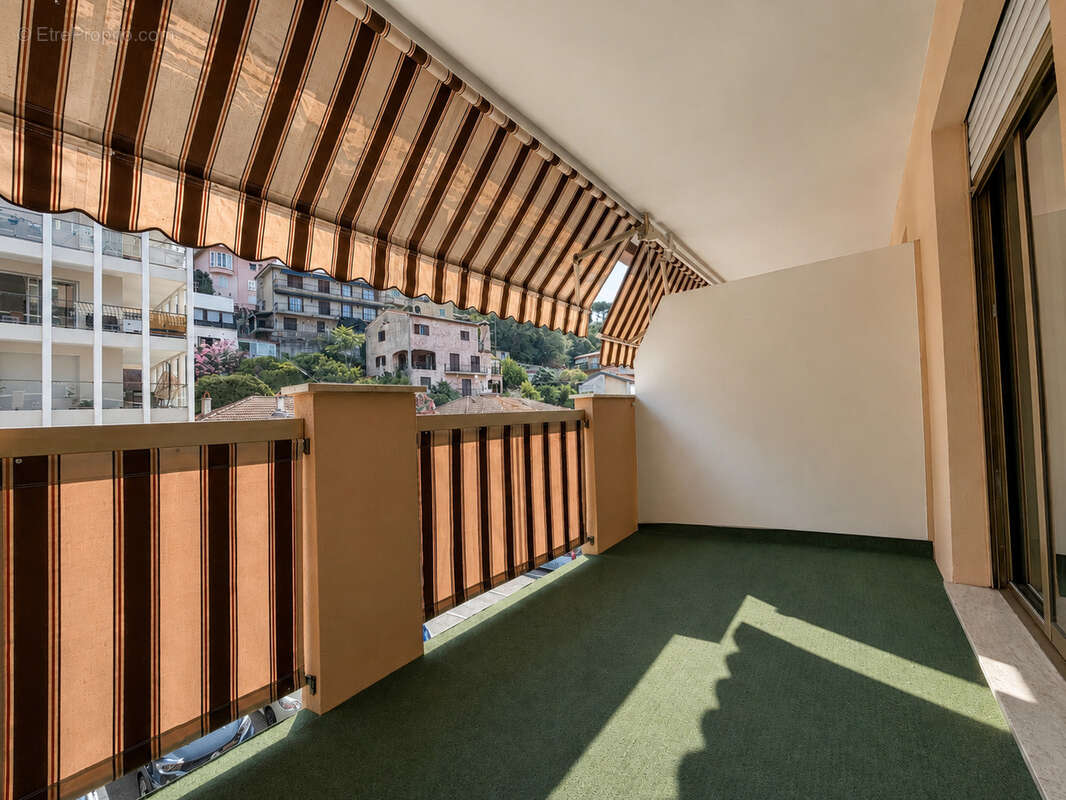 2 pièces traversant de 46,50 m2 avec extérieurs, cave et stationnement   Borrigo - photo 6