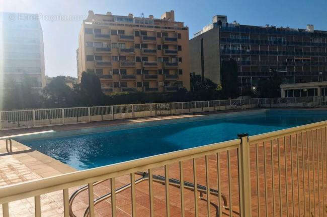 Appartement à ROQUEBRUNE-CAP-MARTIN