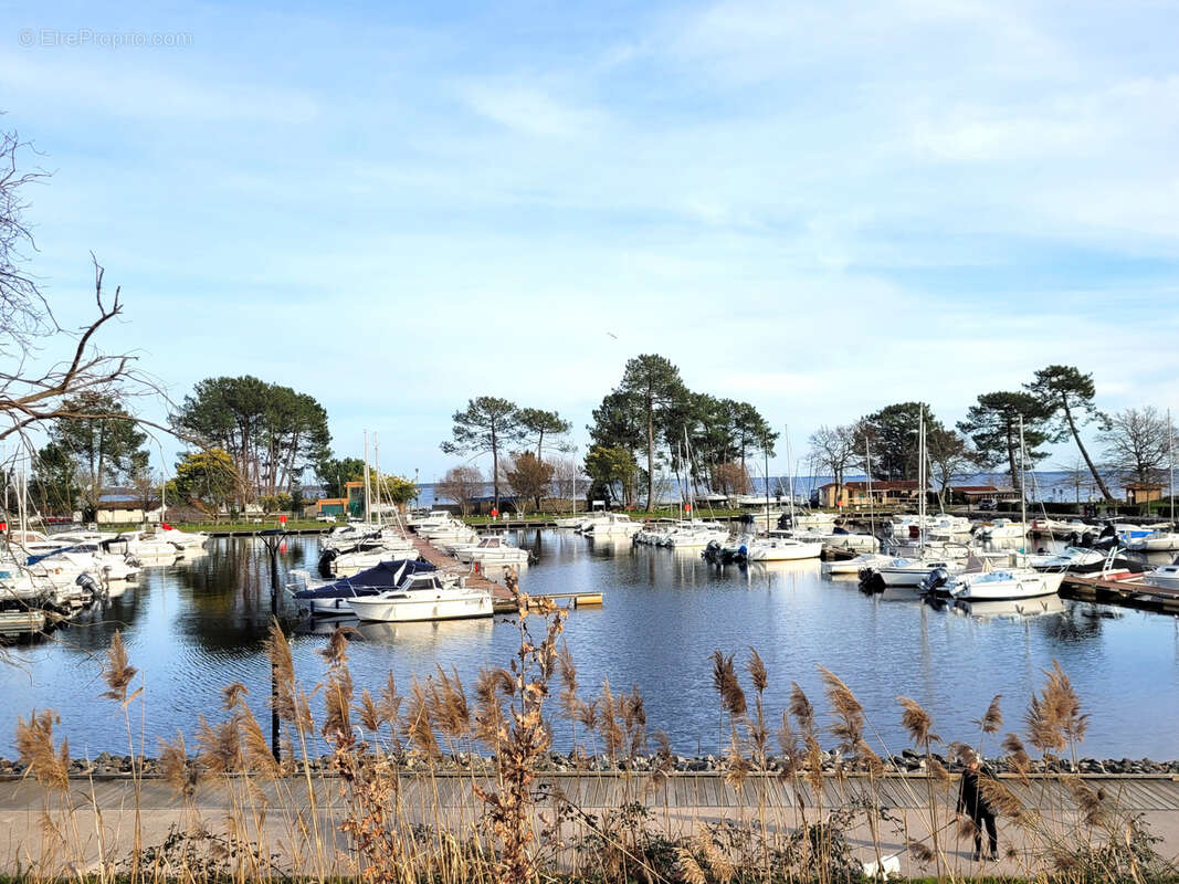 Terrain à LA TESTE-DE-BUCH