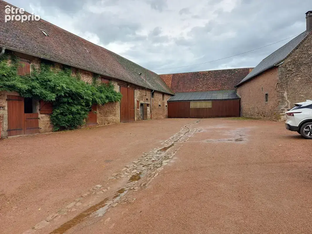 Ferme Saint Martin De Salencey 6 pièce(s) 157.5 m2 - photo 4