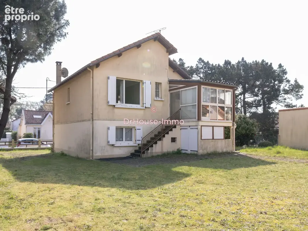 Maison 4 pièces 104 m² à vendre à Saint-Brevin-Les-Pins (44250) - photo 2