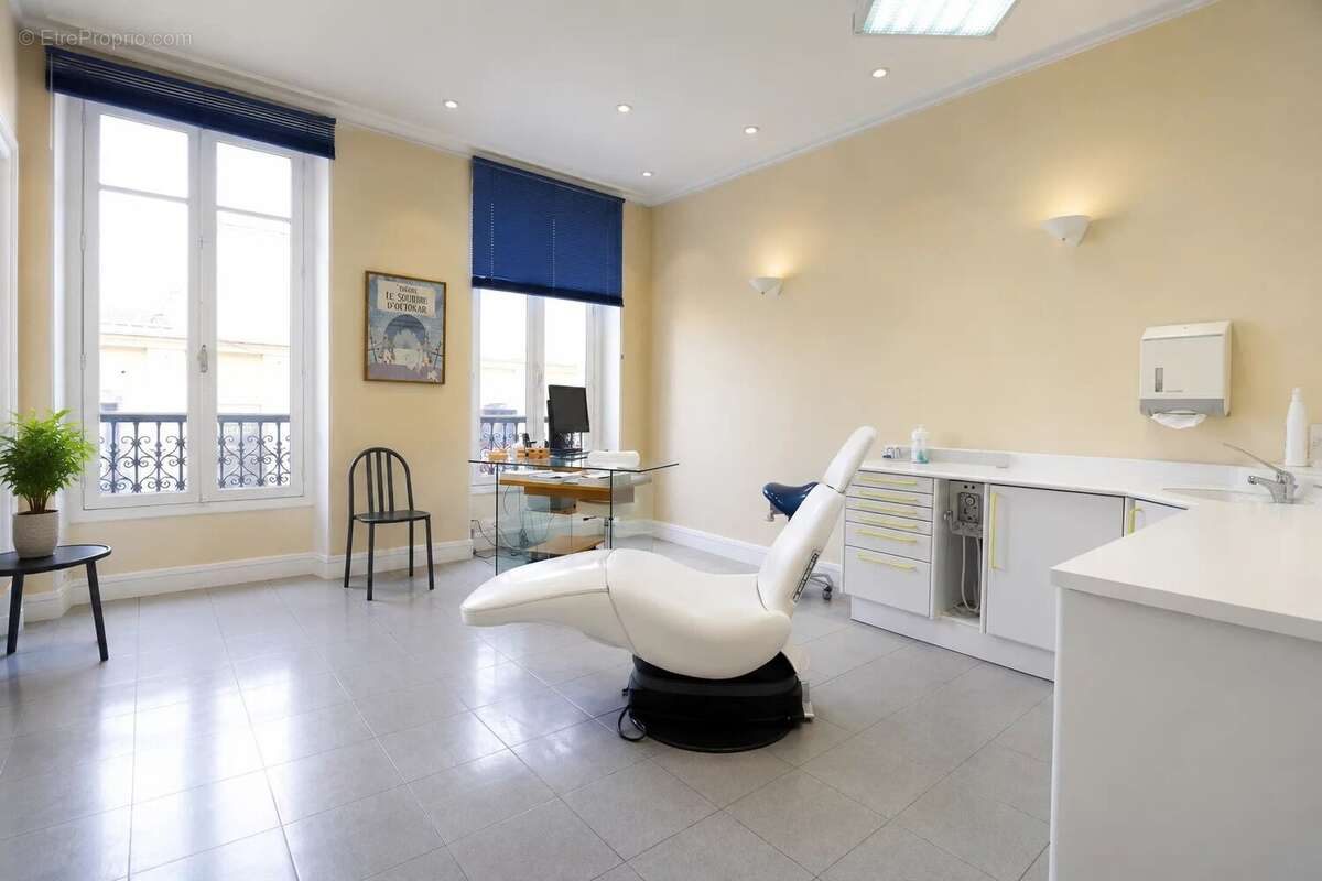 Appartement à VERSAILLES