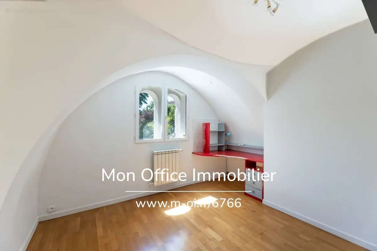 Maison à MARSEILLE-6E