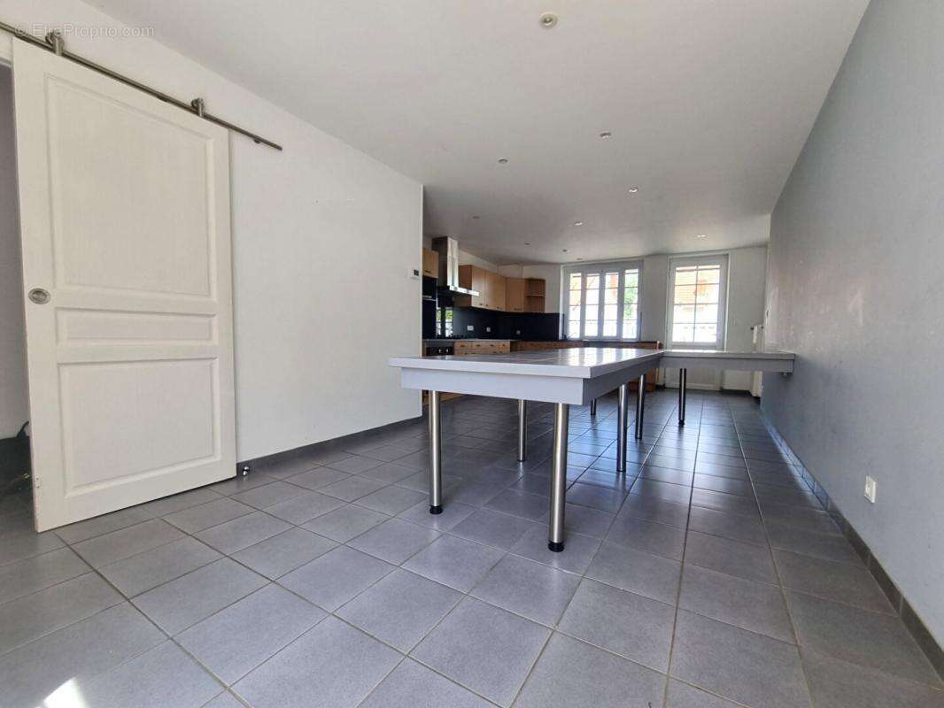 Maison à MESVES-SUR-LOIRE