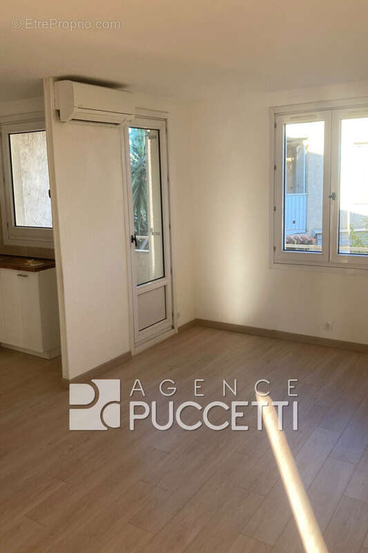 Appartement 62 m² à Vence  - photo 3