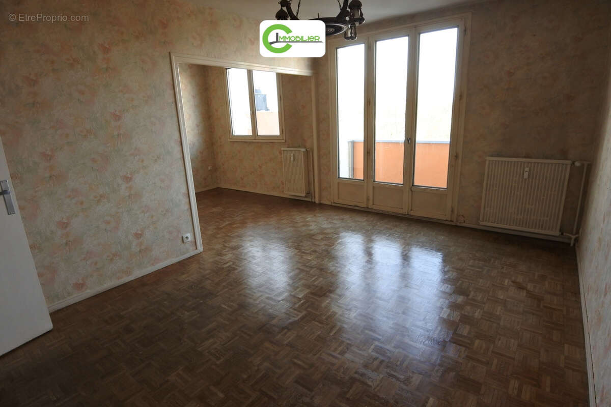 Appartement à LA FERTE-BERNARD
