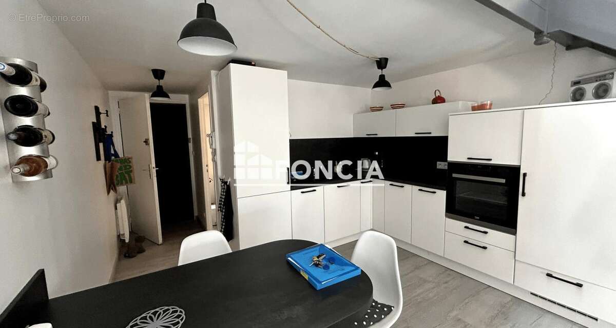 Appartement à SAINT-MARTIN-DE-RE