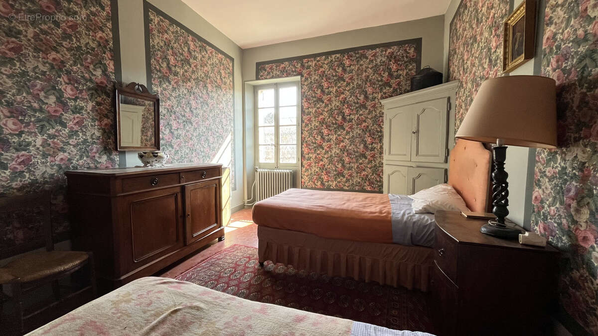 Maison à PERNES-LES-FONTAINES