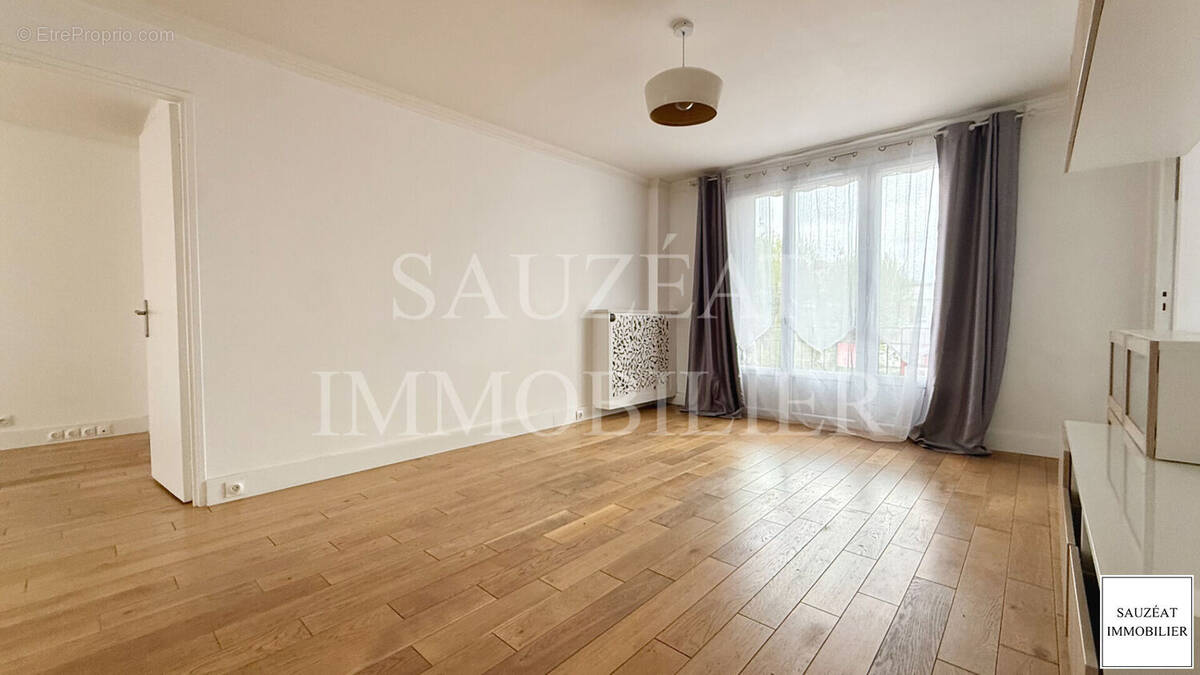 Appartement à BAGNEUX